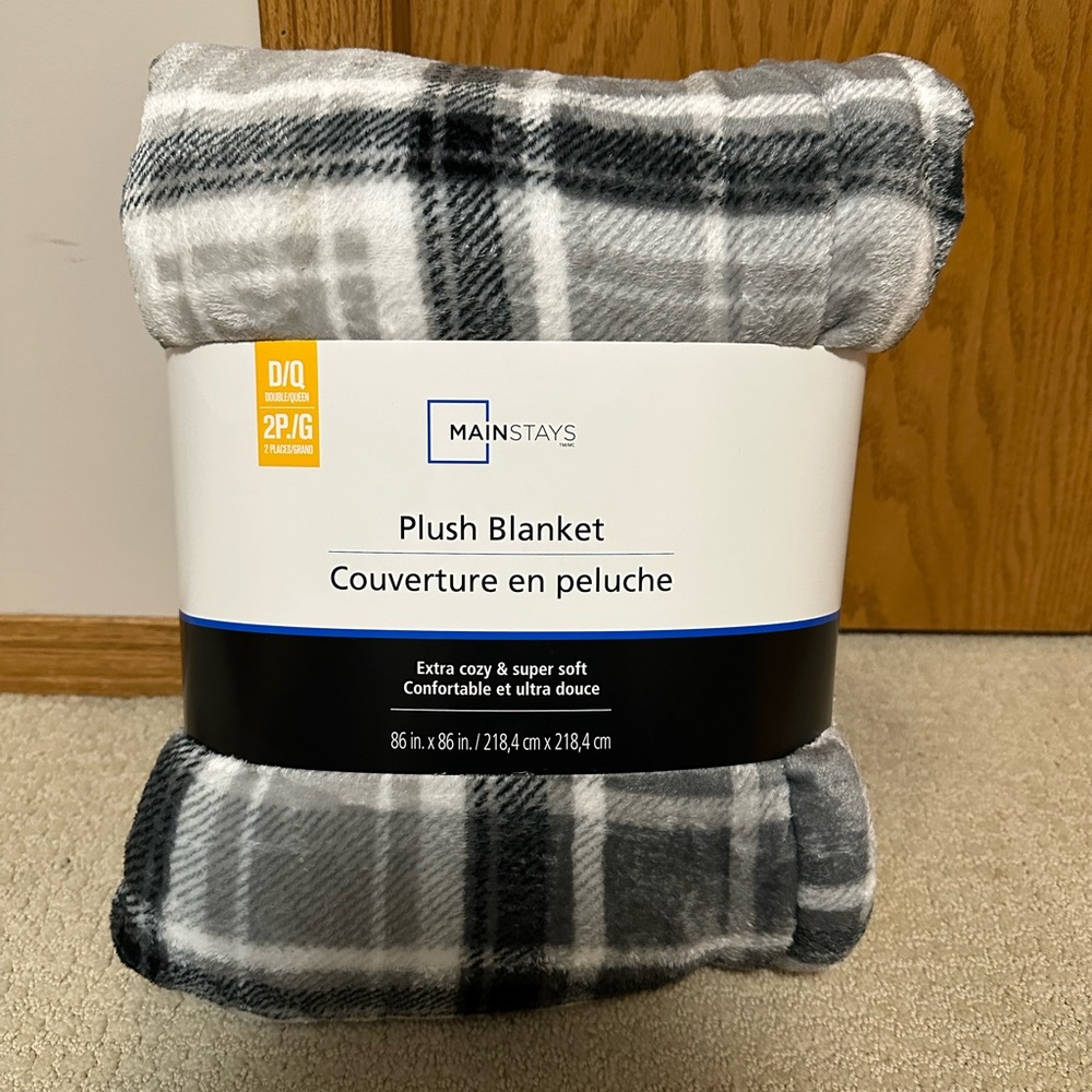 Mainstays Gray and White Cozy Throw Blanket